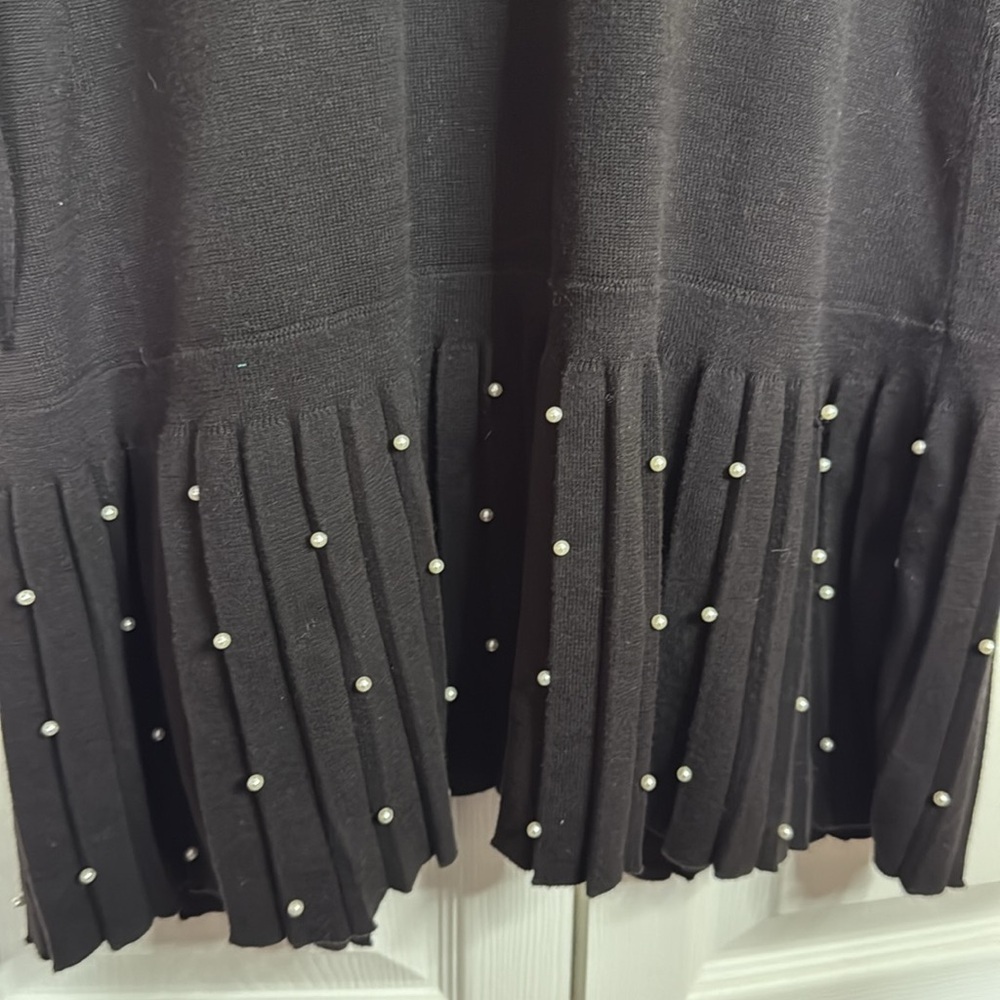 Chico's Black Knit Cardigan with Pearl embellishments size 4 ( chicos 0) - Picture 6 of 7